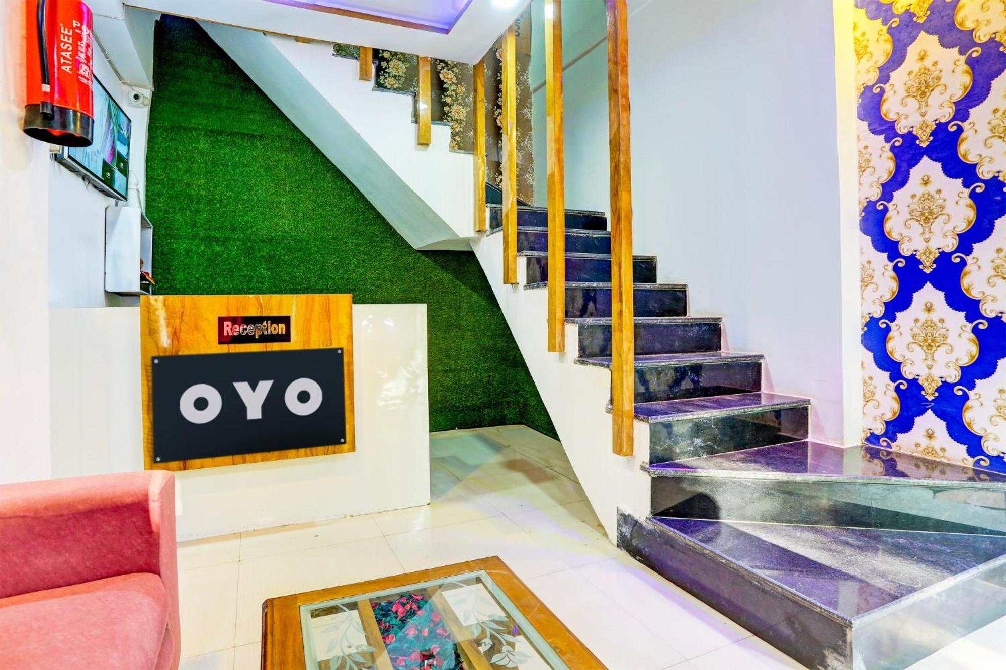 Hotel O Star Gválijar Kültér fotó